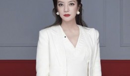 娱乐圈一线吃瓜女,娱乐圈一线“吃瓜”女生的幕后故事